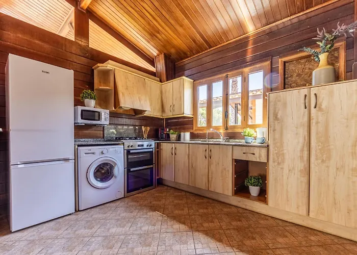 Alpstuga Tropical 3 By Interhome *