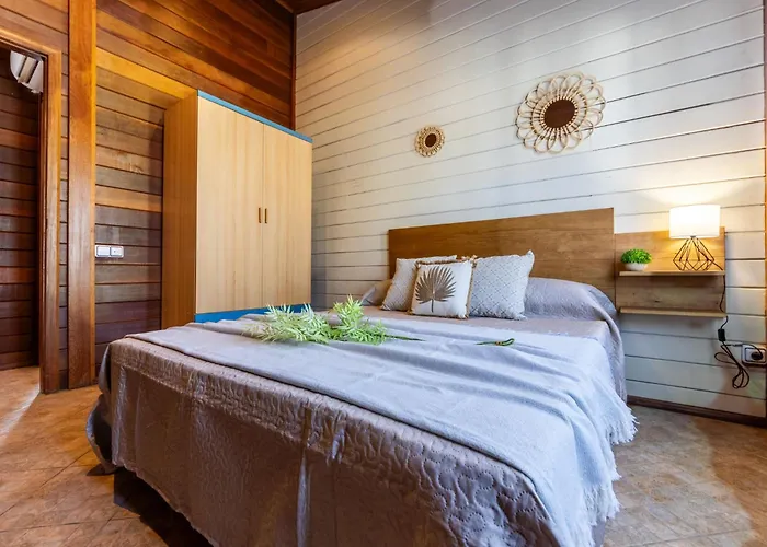 Tropical 3 By Interhome